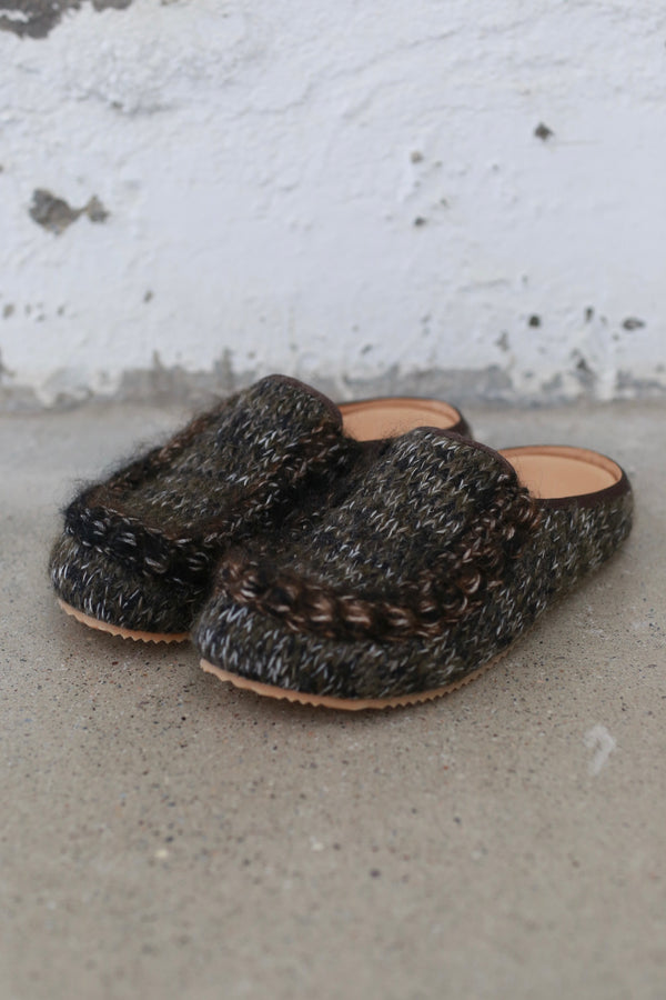 SWAYING Chunky Crochet Birkenstocks SW-SW24AW4P17-SZ Dark Brown SW-SW24AW4P14